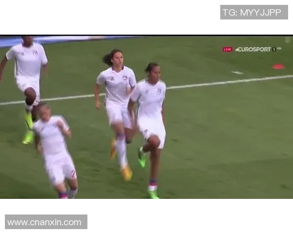 巴萨女足与里昂女足巅峰对决展现女子足球的魅力与激情