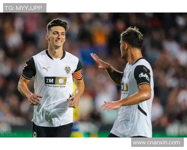 瓦伦西亚新援表现出色，球队状态回暖争夺西甲战绩出色